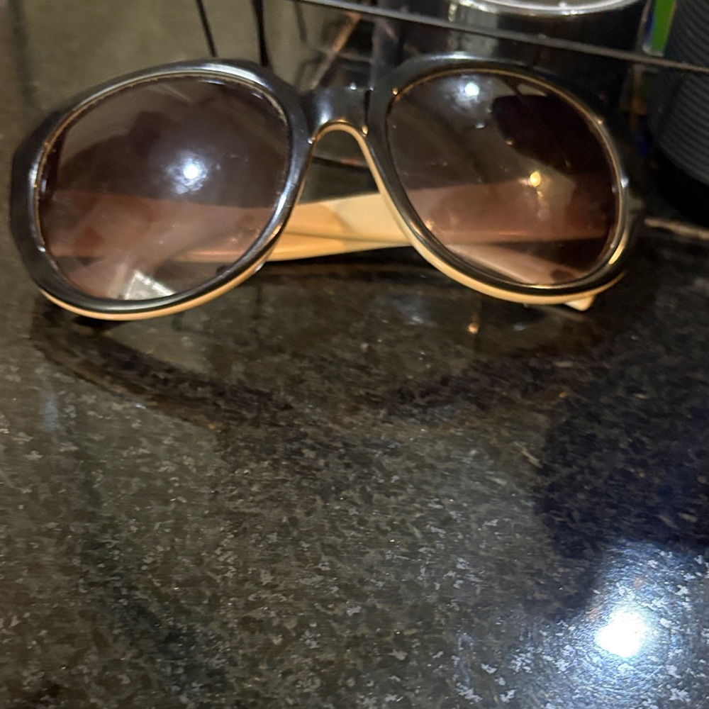 Fossil Black and Gold Sunglasses